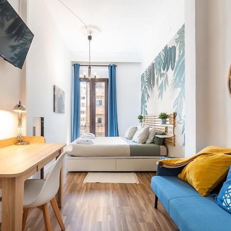 ולנסיה Mestalla River Apartment מראה חיצוני תמונה